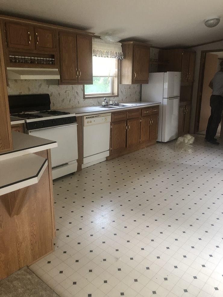 33 27th St E, Hastings, MN 55033 Zillow