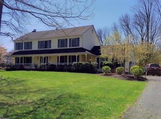 31 Dorset Rd, Long Valley, NJ 07853