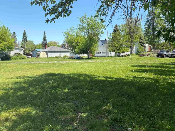 117 S Van Etten St, Pinconning, MI 48650