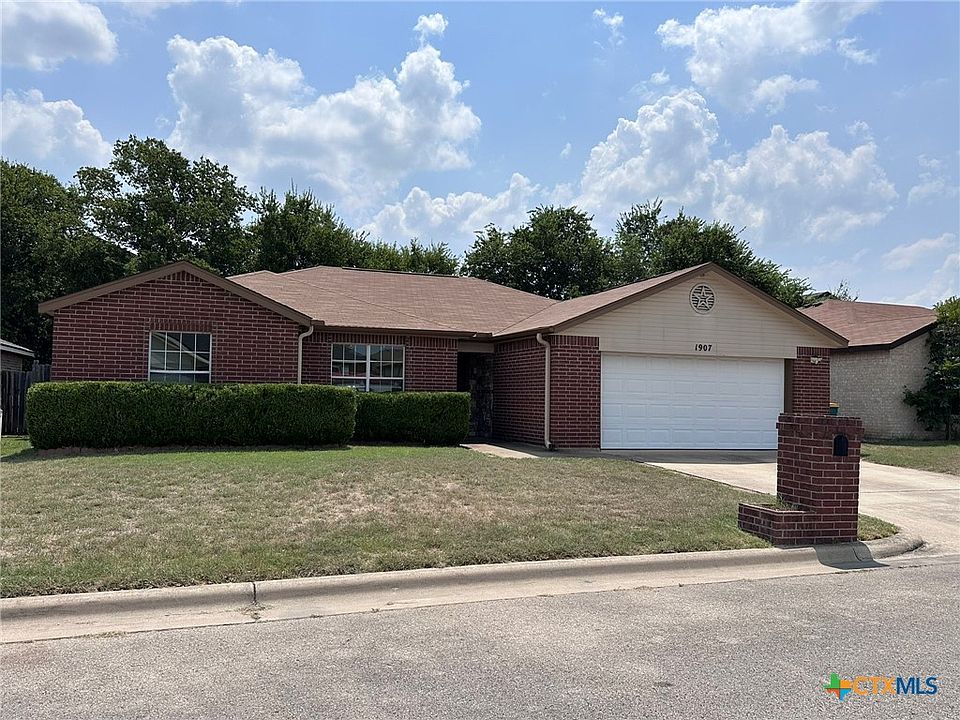 1st image of 1907 Liberty Hill Dr