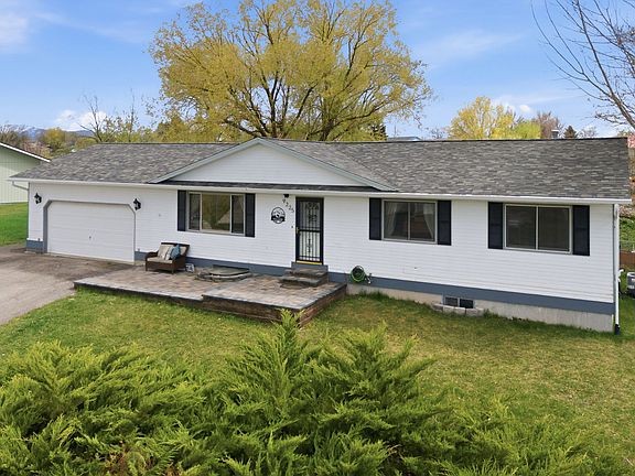 3rd image of 9225 Grouse Dr