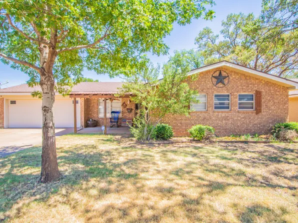 1206 S Pecos St, Brownfield, TX 79316