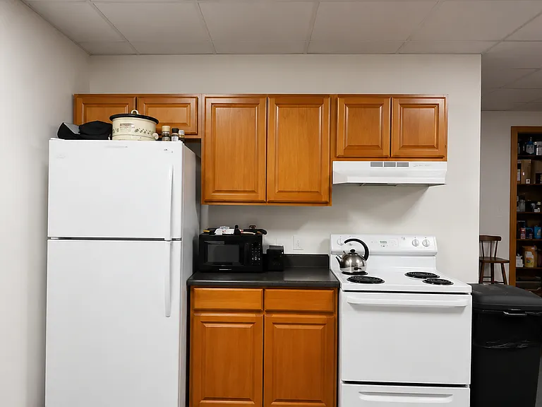 4405 Peterboro St #2 — Photo 4