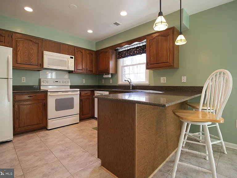 3186 Cantrell Ln — Photo 10