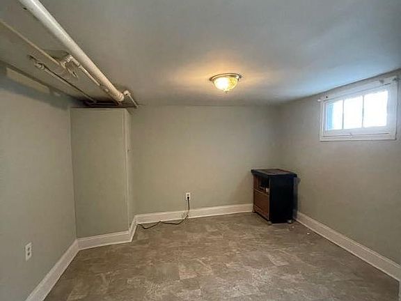 5th image of 3011 Woodrow Ave #C