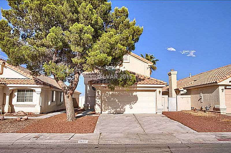 1st image of 1320 Lucia Dr