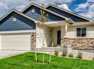 1756 Sipson Dr, Windsor, CO 80550