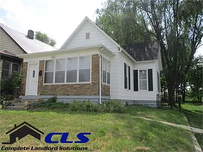 1557 S 17th St — Photo 1