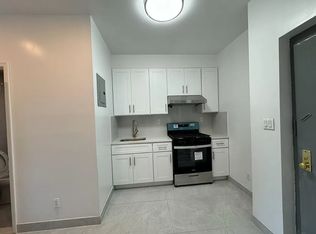 107 Hester St #3, New York, NY 10002
