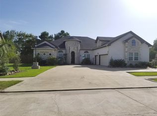 6010 Queens Ct, Orange, TX 77630