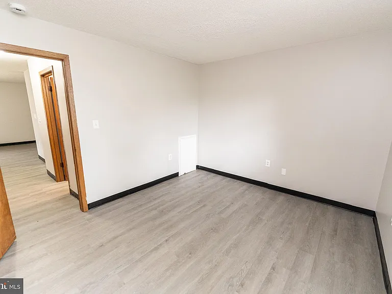 510 S Main St #18 — Photo 21