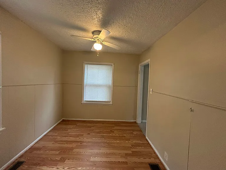 6160 McGuire St — Photo 10