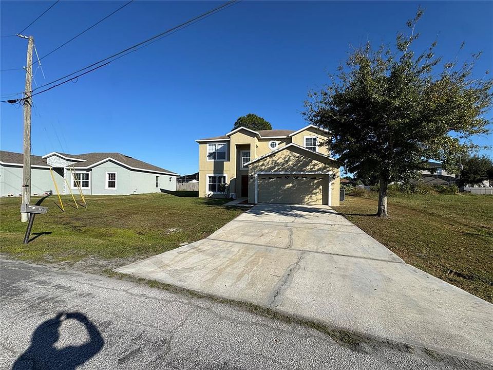1st image of 681 Basingstoke Ct