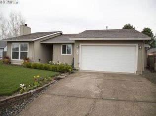 945 NE Tina St, Hillsboro, OR