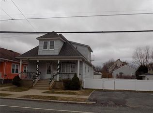 740 Academy Ave, Providence, RI 02908