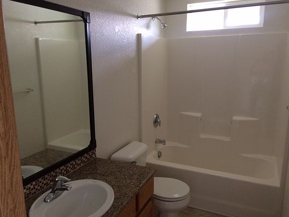 4th image of 4385A Deveraux Pl