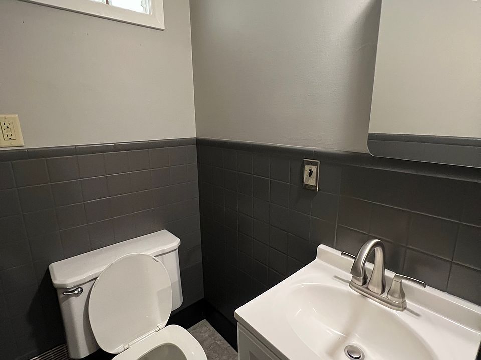 1st image of 3119 N Halstead St
