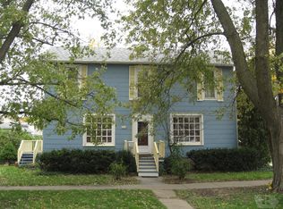 50 E Adams Ave, Fairfield, IA 52556