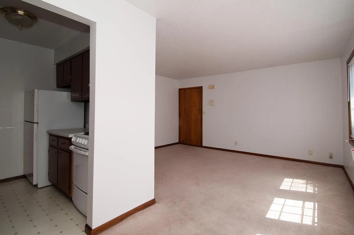 1 bed, $735 — Photo 4