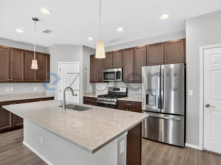 19029 E 64th Pl — Photo 11