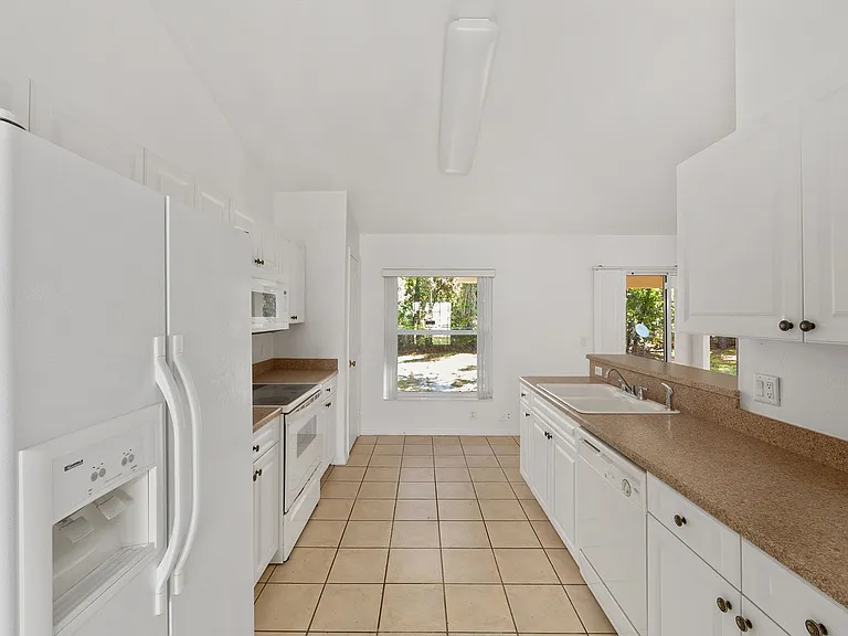 13055 SW 76th Ct — Photo 12