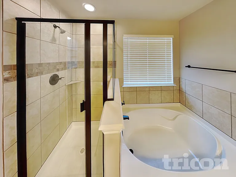 208 Carson Dr — Photo 9