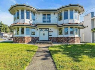 11942 99th Ave, Surrey, BC V3V 2M5
