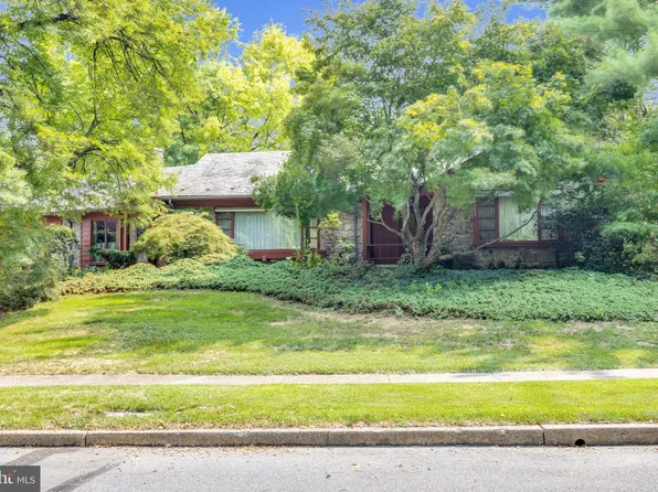 809 Farr Pl, Reading, PA 19611
