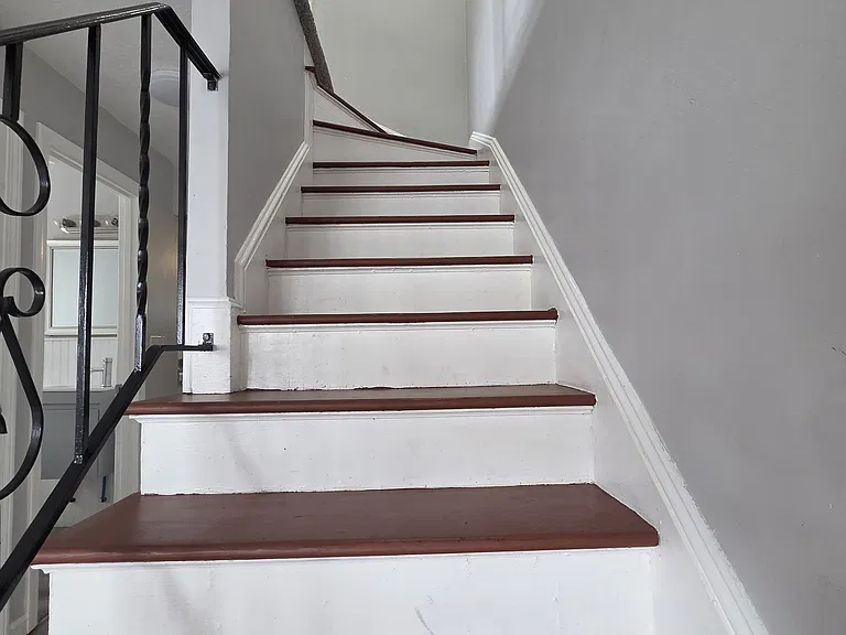 15 Barrows St #1 — Photo 4