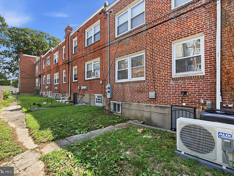 6411 Malvern Ave #1 — Photo 21
