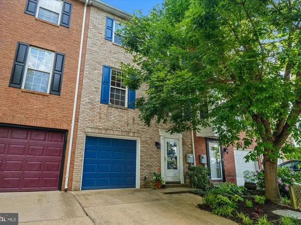 106 Sanborn Pl, Alexandria, VA 22305