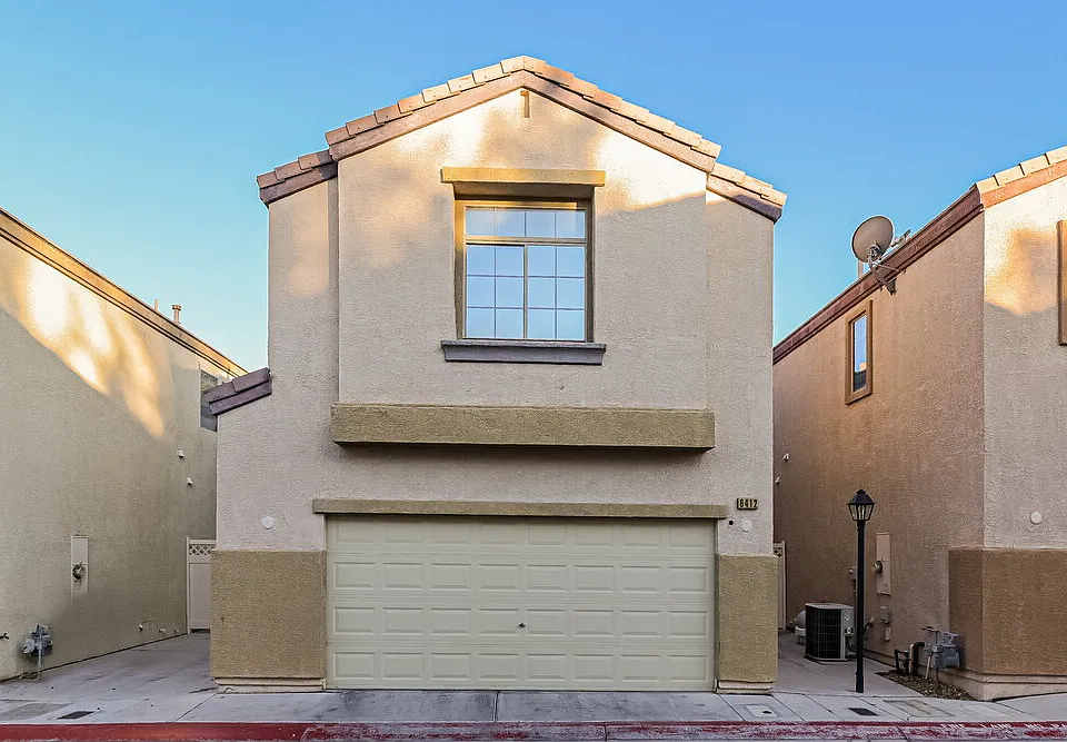 6412 Yucca Ridge Ct