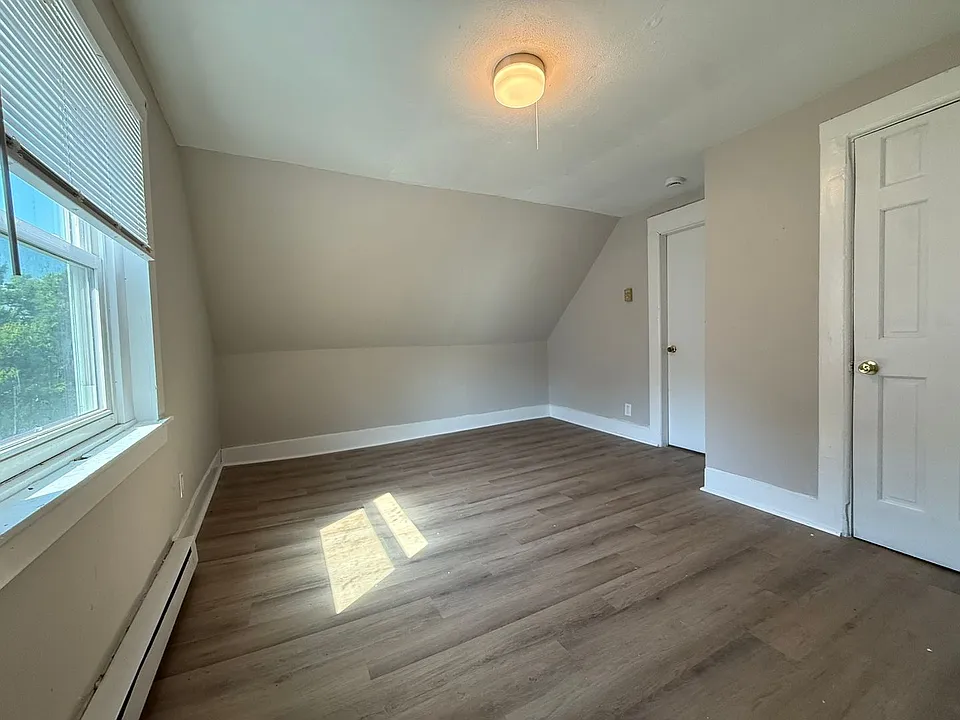 48-50 Acushnet Ave
