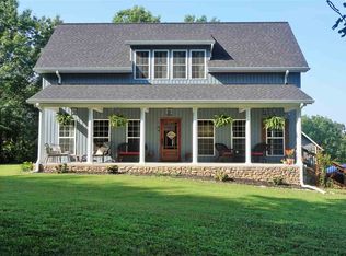 150 Woodbine Dr, Benton, TN 37307