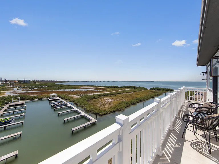 111 W Sunny Isle Dr — Photo 56