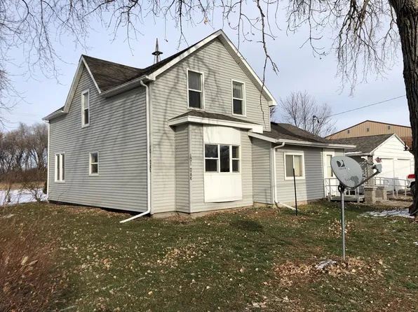 101 Oak St, Lohrville, IA 51453