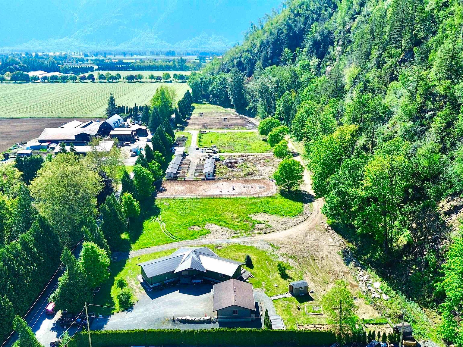 6230 Mountain View Rd, Kent, BC V0M 1A4 | MLS #R2852768 | Zillow