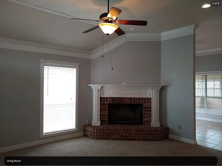 2523 Brookhaven Dr — Photo 2