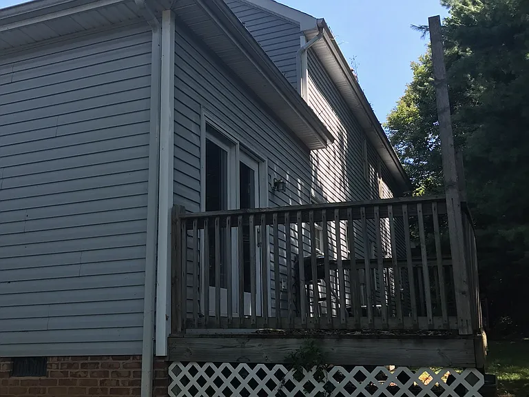 21441 Clear Creek Rd — Photo 2