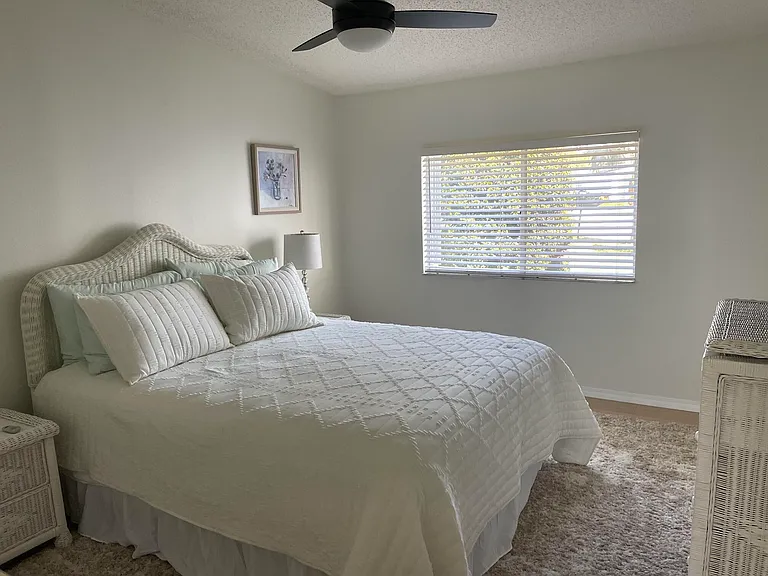 3416 Feriwinkle Ct — Photo 15