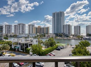 800 Parkview Dr APT 606, Hallandale, FL 33009