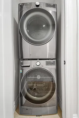 Rented by The Agency | media 27