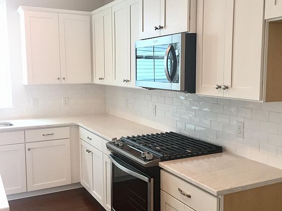 5th image of 4426 Marblehead Dr