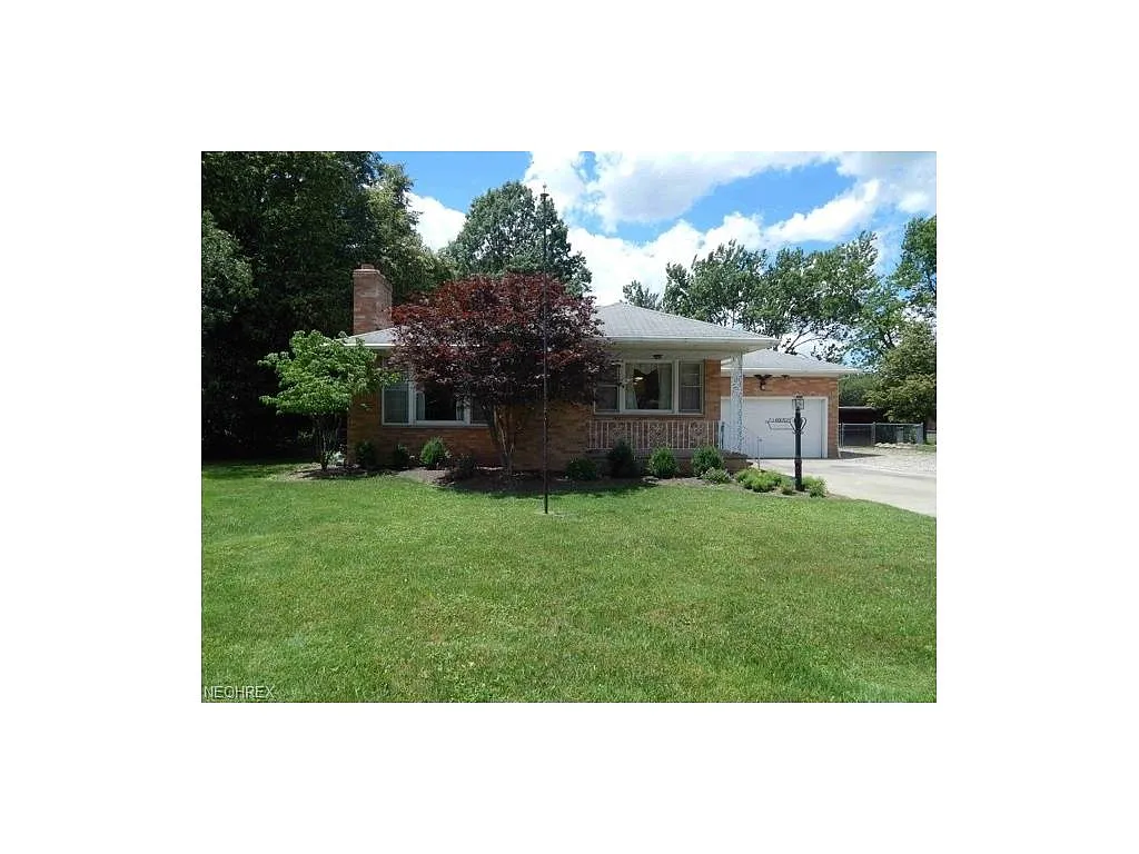 4698 Belfiore Rd photo 1
