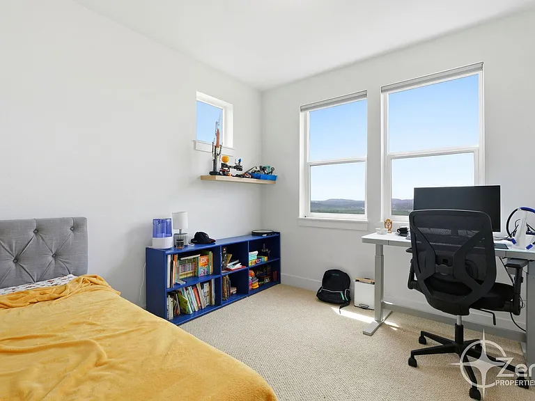382 W Fir Loop — Photo 29