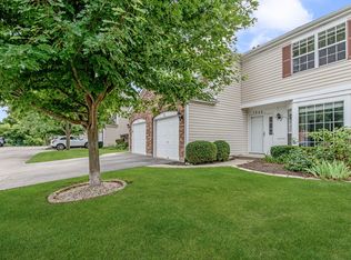 1848 Princeton Ct, Gurnee, IL 60031