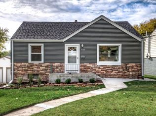 5133 Woolworth Ave, Omaha, NE 68106