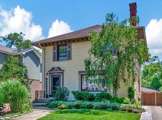10217 S Hoyne Ave, Chicago, IL