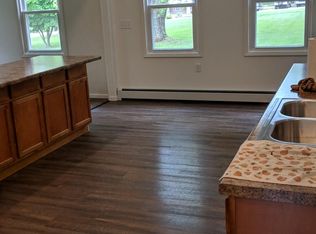 2935 Hershey Rd, Erie, PA 16506