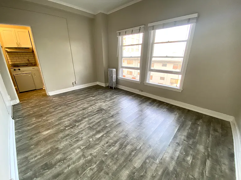 5613 Carlton Way #503 — Photo 5